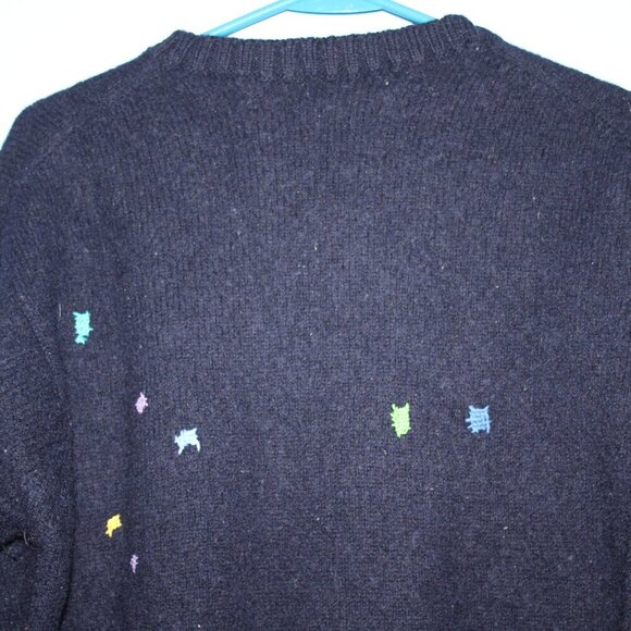 L.L.Bean Men's Large 100% Wool Md in Scotland Colored Patches Crew Neck Sweater - Picture 4 of 16